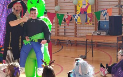 Rasplesani petak pod maskama